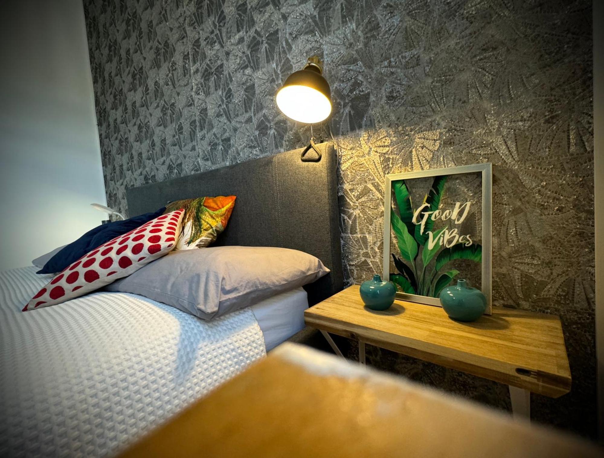 Private Room In A Stylish Flat London Luaran gambar